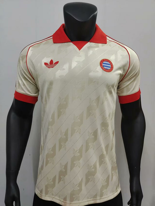 Camisa Bayern de Munique Lifestyler 2024/25 - Jogador Masculina - Bege