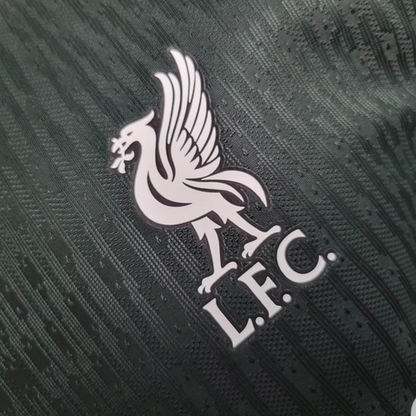 Camisa Liverpool II 2024/25 - Jogador Masculina - Verde com detalhes em azul